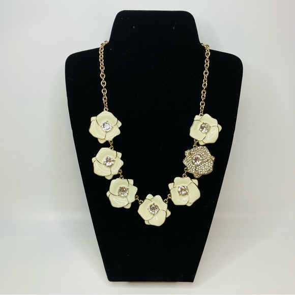 ISAAC MIZRAHI Live QVC Crystal Rhinestone Flower Necklace - Picture 2 of 7